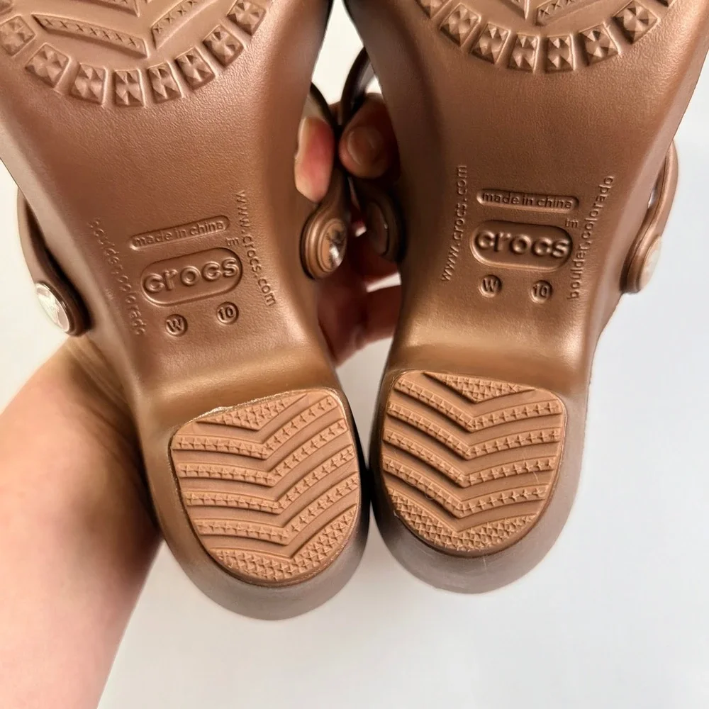 NEW Crocs Cyprus Heel Sandal Women 10 Bronze Metallic Strappy Rare Retro Comfort